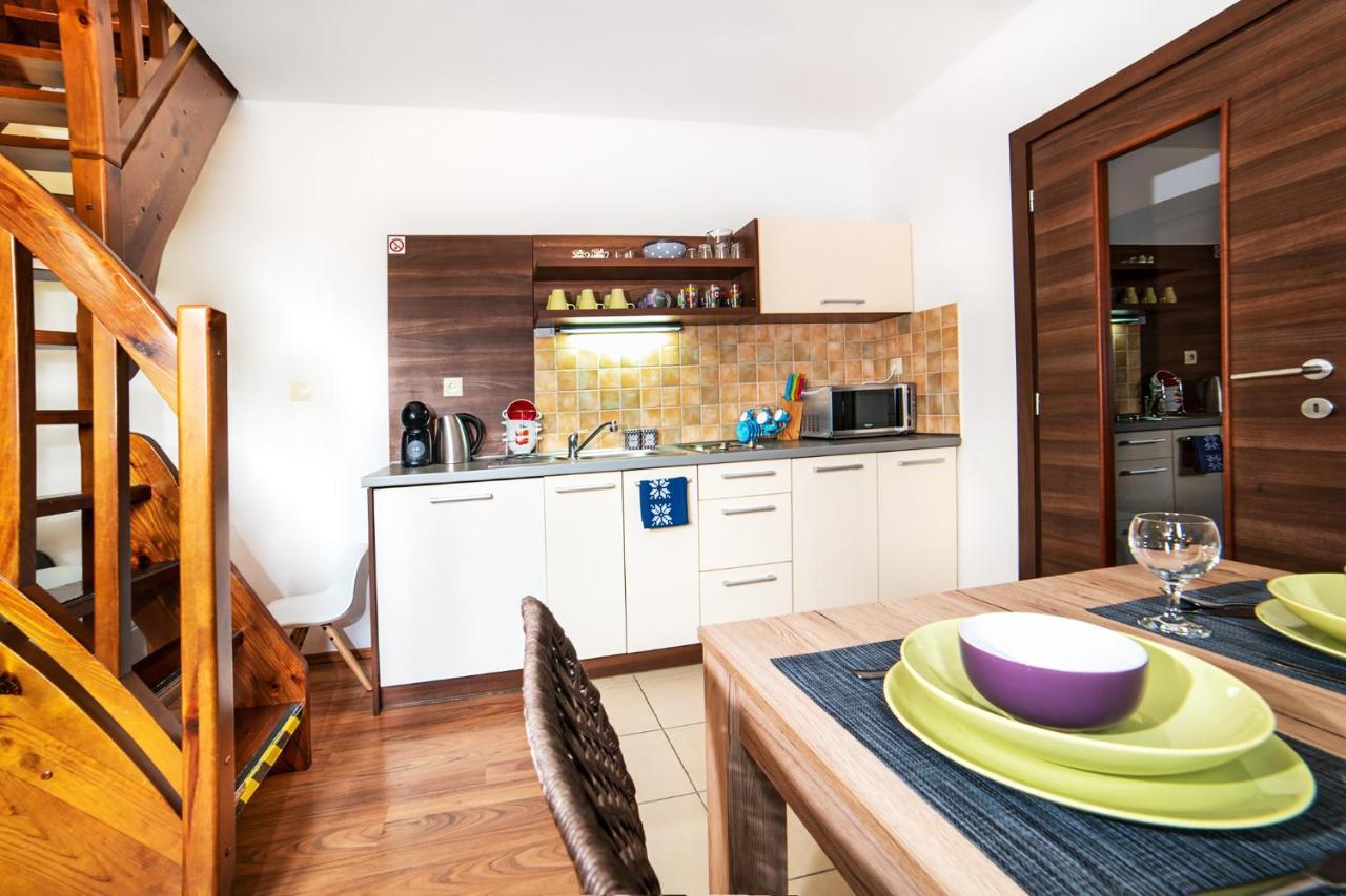 Apartman Tulanie 62 Kamzik Donovaly 2 Izbovy Mezonet Deluxe Parkovanie V Podzemnej Garazi Zdarma المظهر الخارجي الصورة